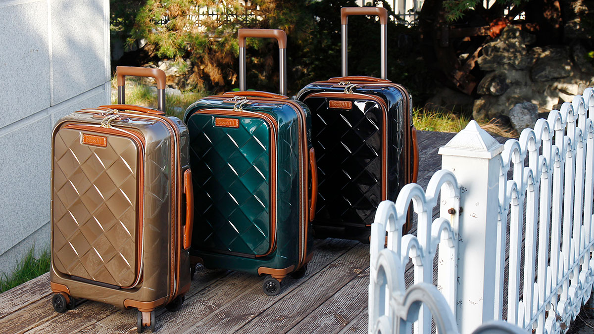 레더앤모어 20인치 캐리어 [4 colors] - GENESIS BOUTIQUE